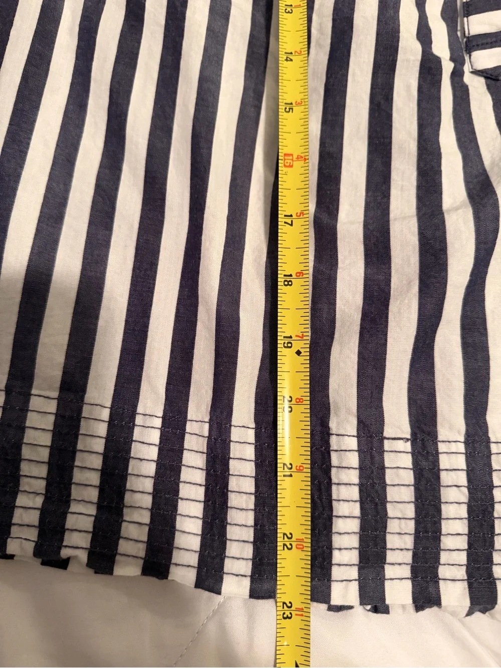 Anthropologie Darcey Navy&White Striped V-Neck Puff Sleeve Top MEDIUM